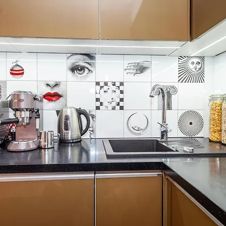Oomph Deluxe Apt Ruska Apartment *