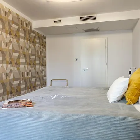 Oomph Deluxe Apt Ruska Wroclaw