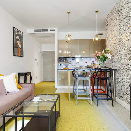 Oomph Deluxe Apt Ruska 브로츠와프