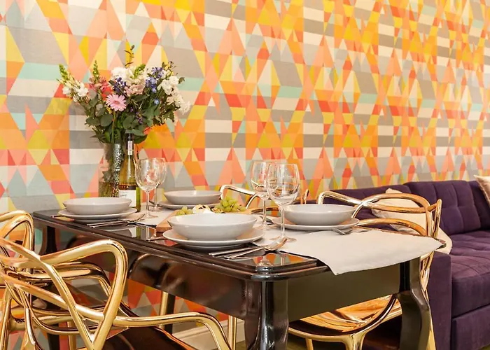 Oomph Deluxe Apt Ruska 아파트 *