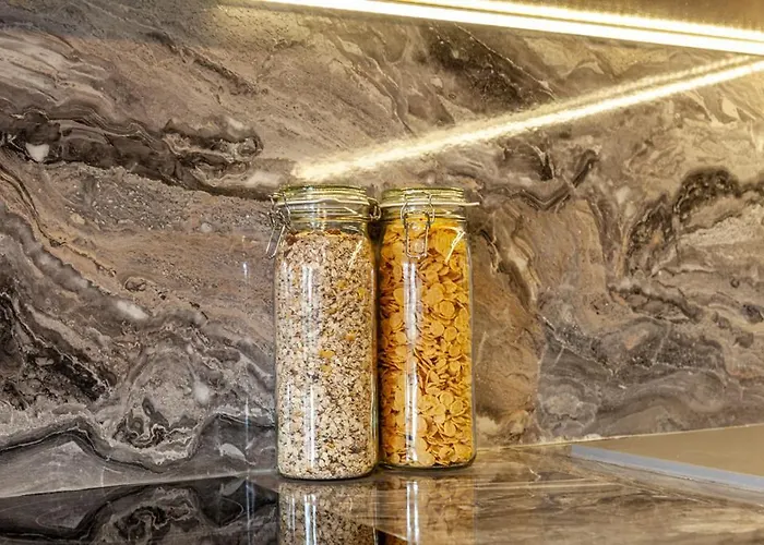 Oomph Deluxe Apt Ruska 아파트 *