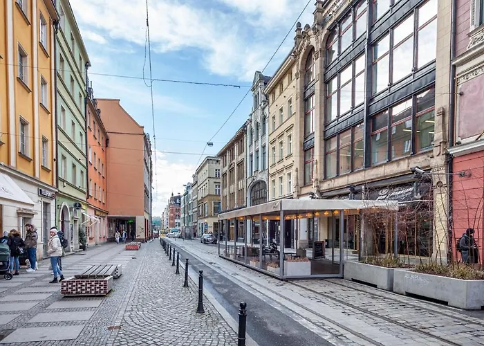 Oomph Deluxe Apt Ruska *