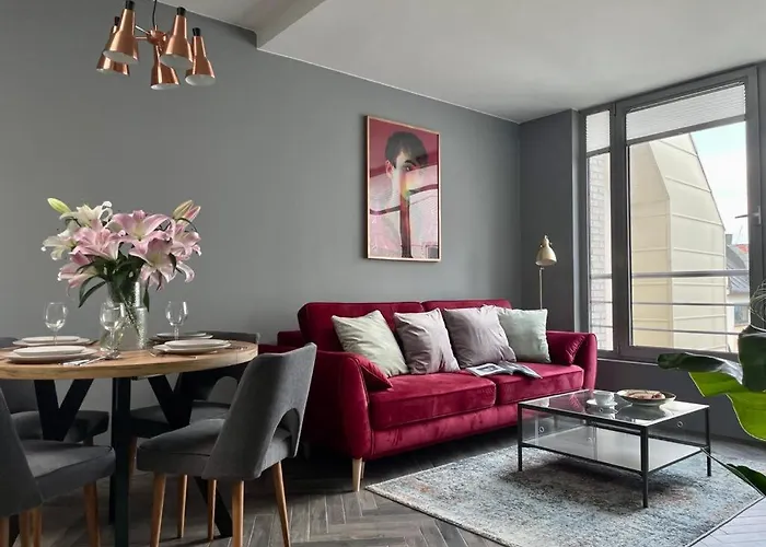 Oomph Deluxe Apt Ruska *