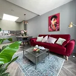 Oomph Deluxe Apt Ruska דירה ורוצלב