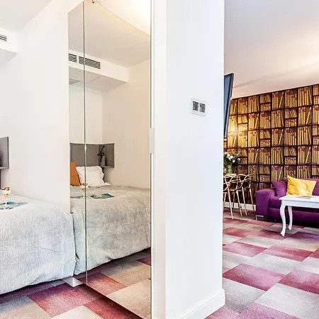 Oomph Deluxe Apt Ruska Wrocław