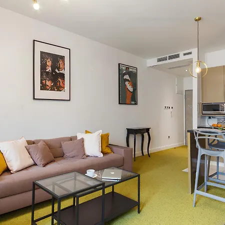 아파트 Oomph Deluxe Apt Ruska *