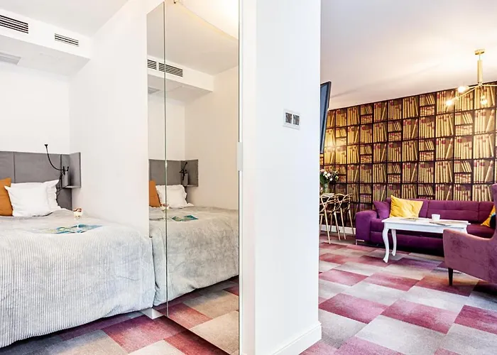 Oomph Deluxe Apt Ruska Breslau