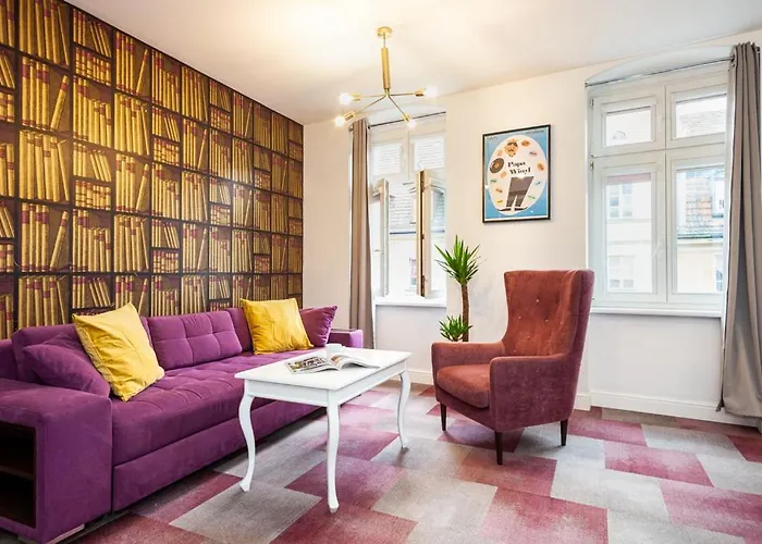 Oomph Deluxe Apt Ruska *