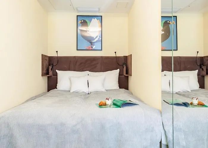 Oomph Deluxe Apt Ruska