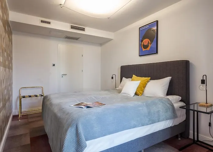 Oomph Deluxe Apt Ruska Apartment