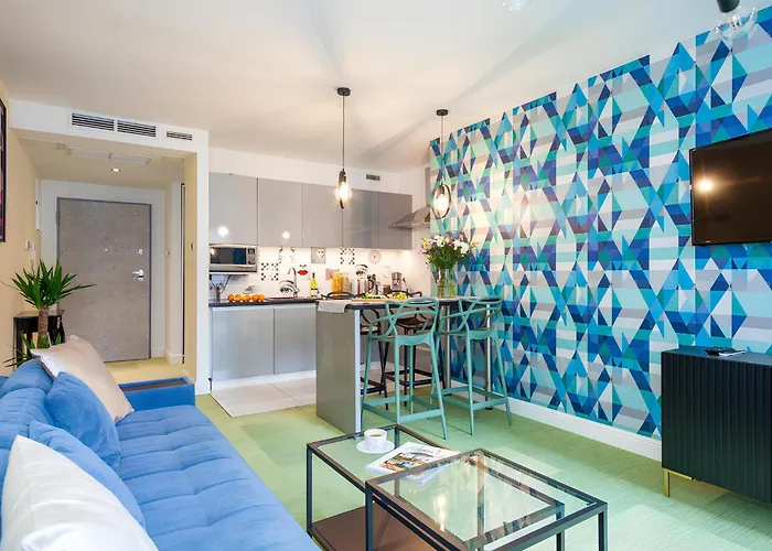 Oomph Deluxe Apt Ruska * Breslau