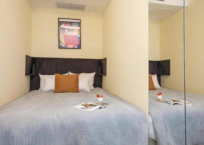 Oomph Deluxe Apt Ruska * Breslau